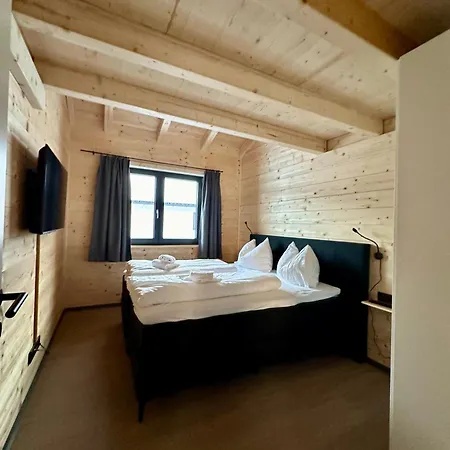Clofers Nature Chalets Obermoeschach Hermagor-Pressegger See Pokoj fotografie