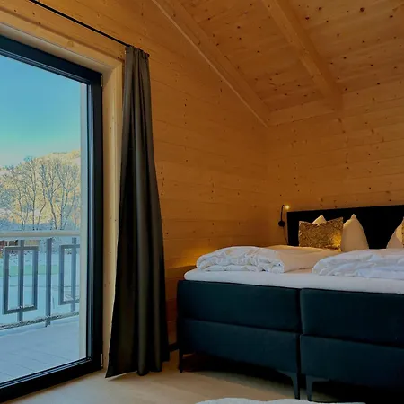 Clofers Nature Chalets Obermoeschach Hermagor-Pressegger See Pokoj fotografie